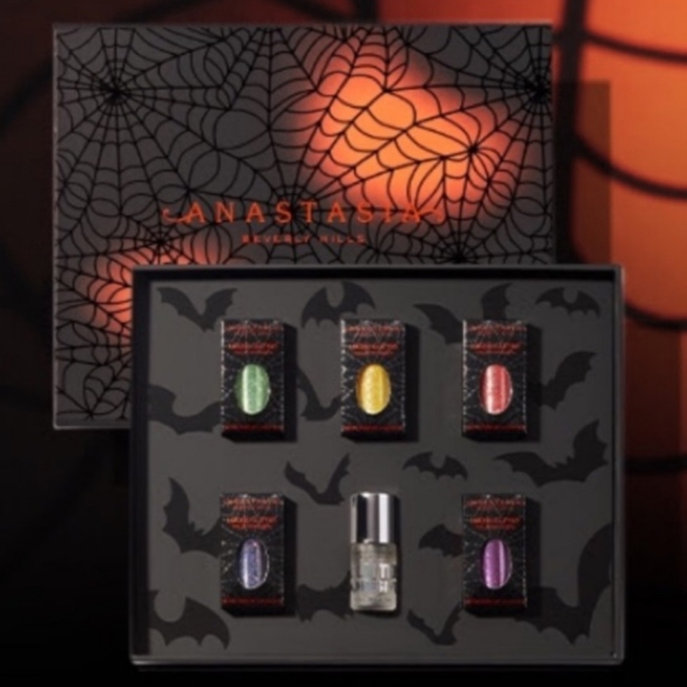 🎊HOST PICK 🎊🆕 Anastasia Halloween Glitter Vault Set